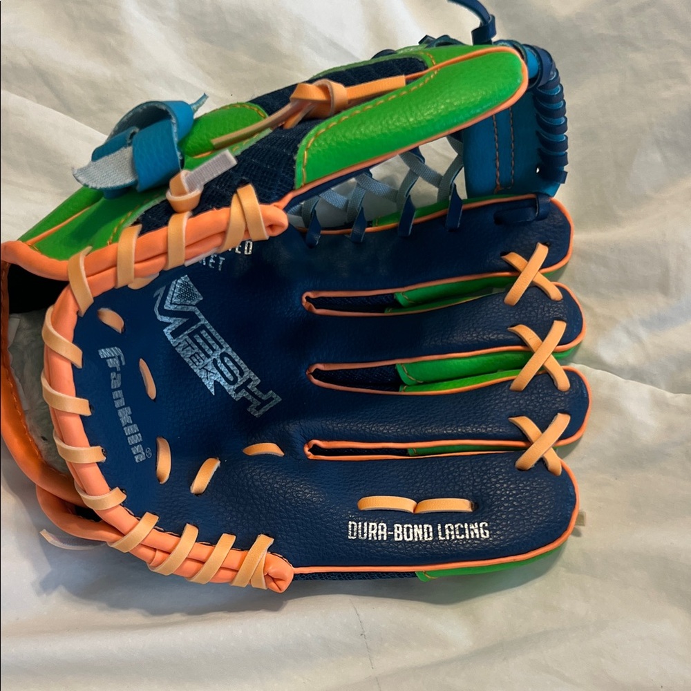 Franklin Mesh Tek baseball glove.